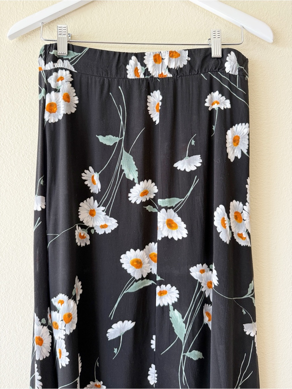 Brandy Melville Daisy Print Maxi Midi Skirt - Picture 9 of 11